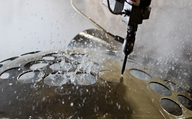 Waterjet Cutting for Steel Plates